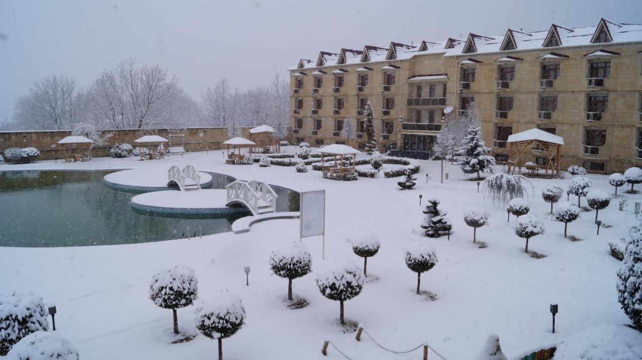 Gabala Yeddi Gozel Hotel Buitenkant foto