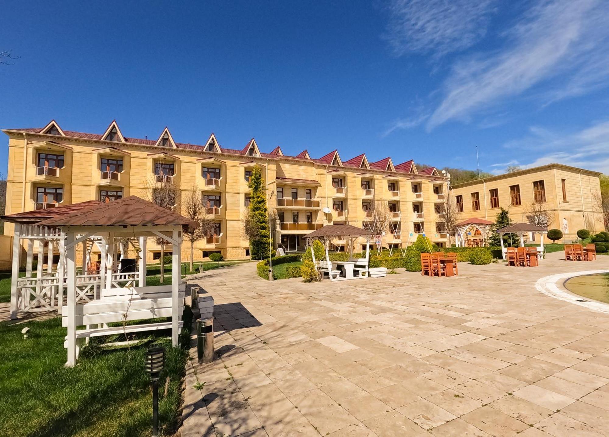 Gabala Yeddi Gozel Hotel Buitenkant foto
